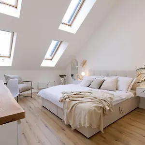  Apartmán New Luxury Main Square